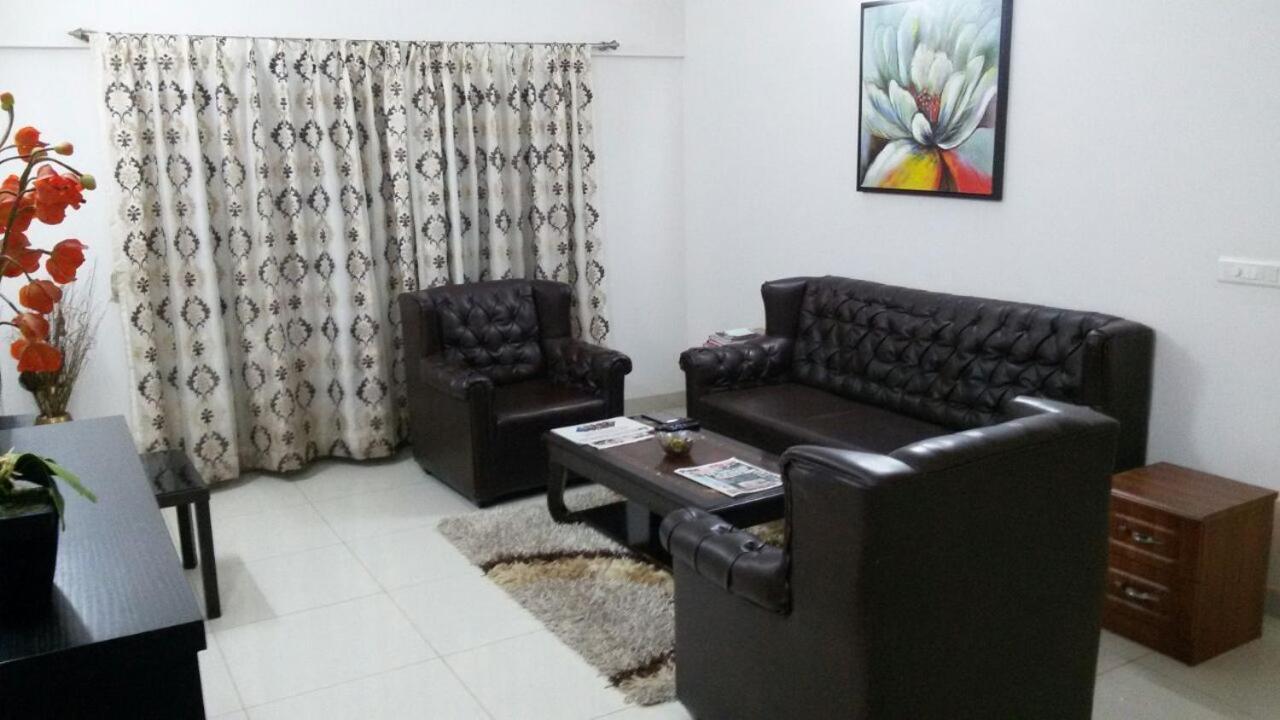 Royal Service Apatment Pimpri-Chinchwad Dış mekan fotoğraf
